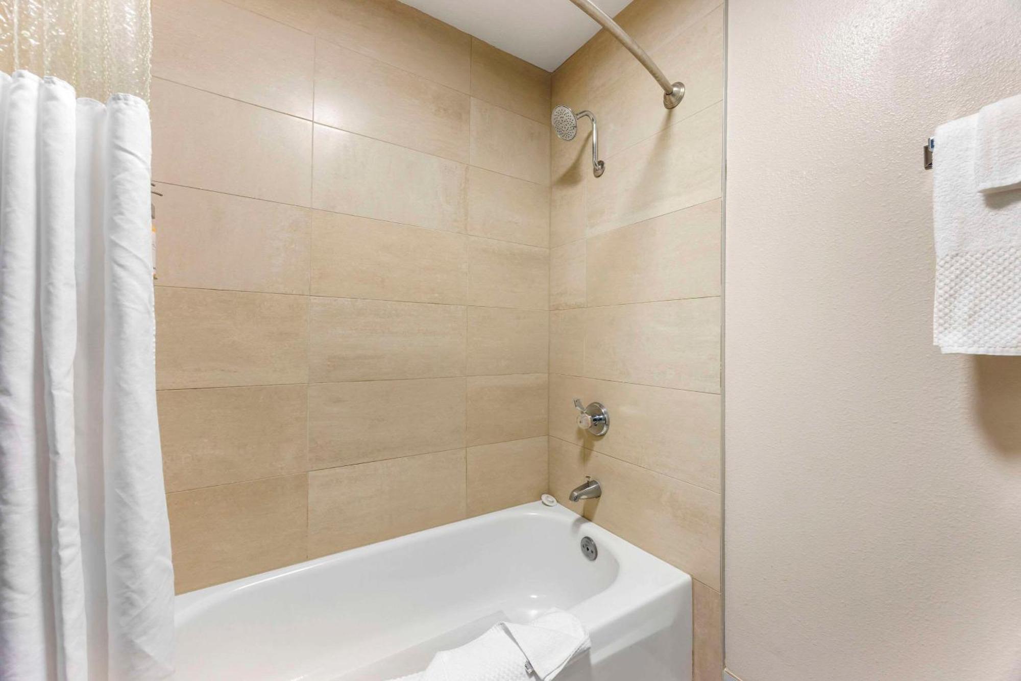 Hotel Columbia River Hotel, Ascend Collection